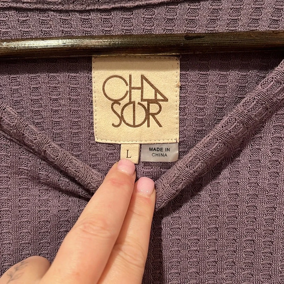 Chaser Womens Purple Waffle Thermal Knit Shirt Long‎ Sleeve Size L Button Detail - Picture 3 of 5